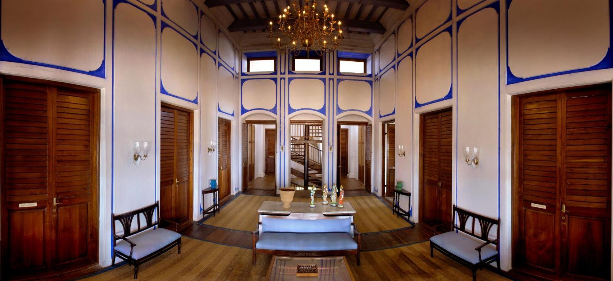 Neemrana's - On The Hotel 3*